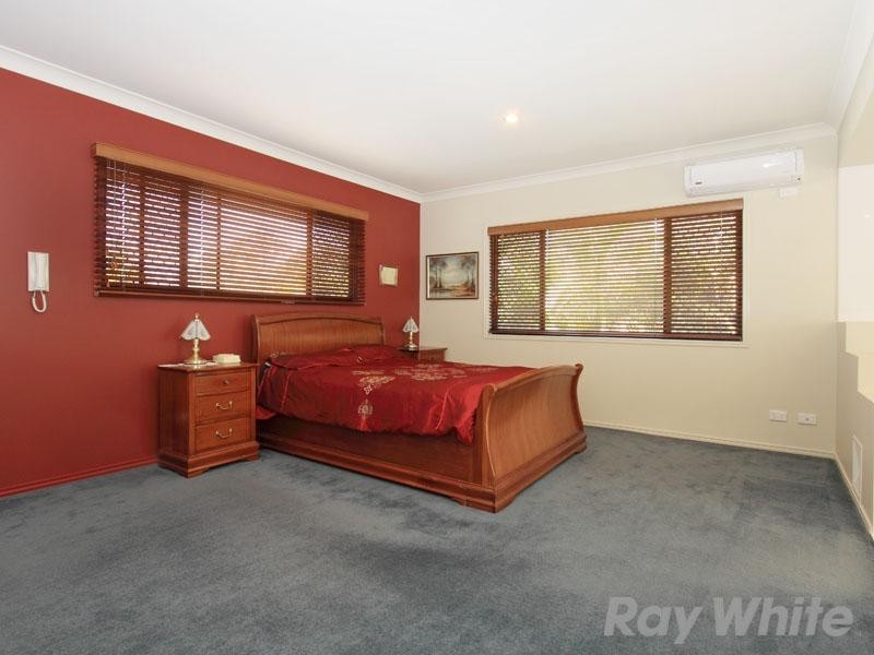 9 Sonienda Place, Bridgeman Downs QLD 4035