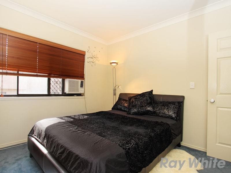 9 Sonienda Place, Bridgeman Downs QLD 4035