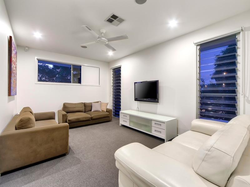 16A Doncaster Street, Hendra QLD 4011