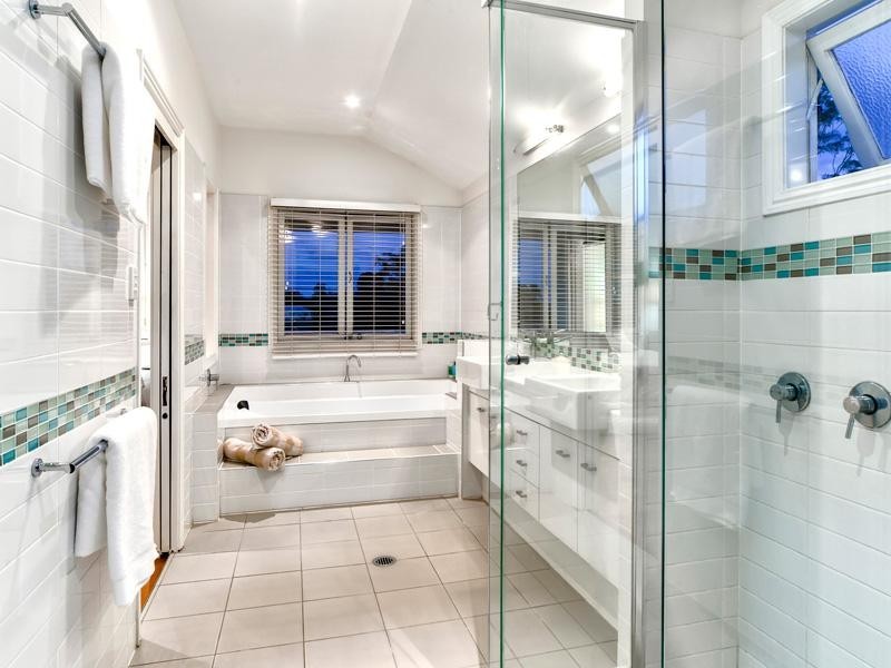 26 Roseleigh Street, Wooloowin QLD 4030