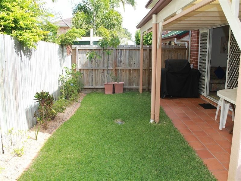 2/34 Stoneleigh Street, Albion QLD 4010