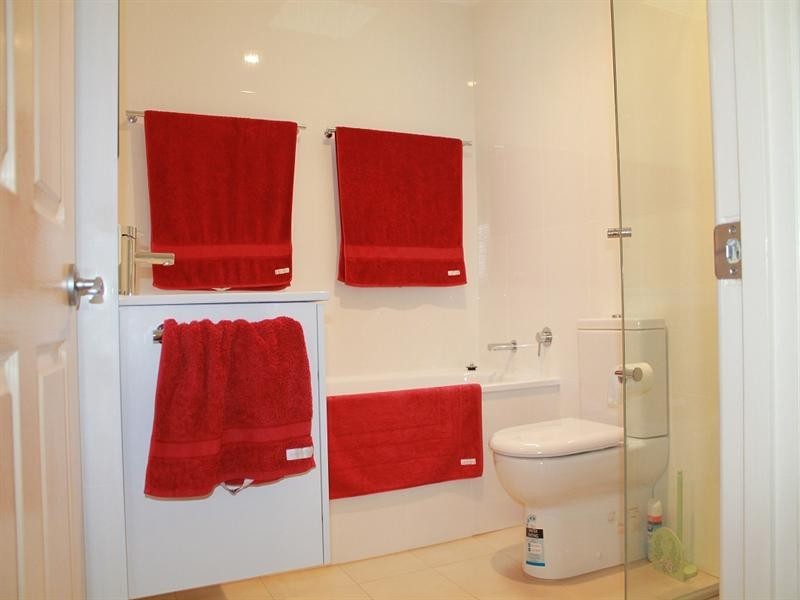 2/34 Stoneleigh Street, Albion QLD 4010