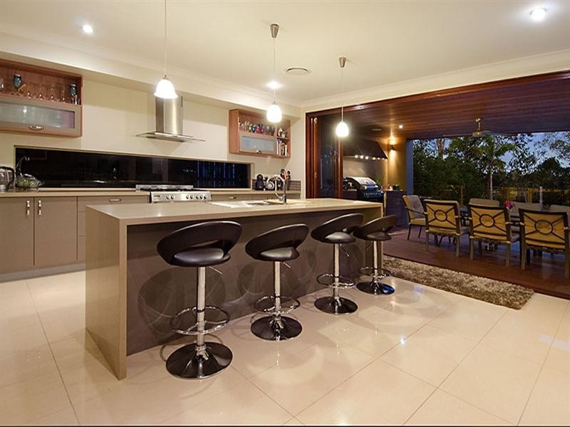 5 Nicklaus Parade, North Lakes QLD 4509