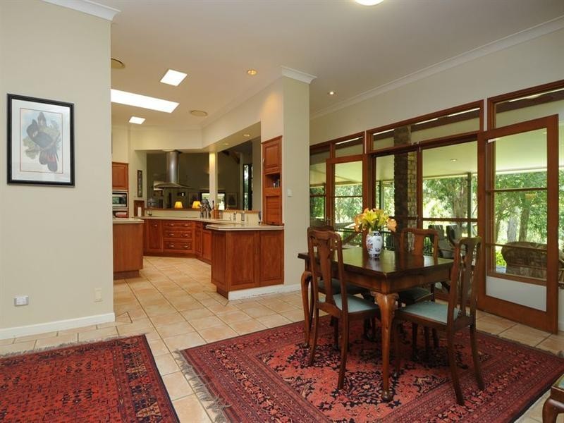 520 Gold Creek Road, Brookfield QLD 4069