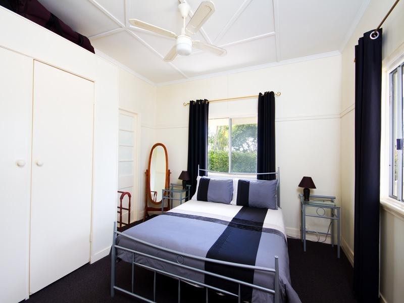 246 Nudgee Road, Hendra QLD 4011