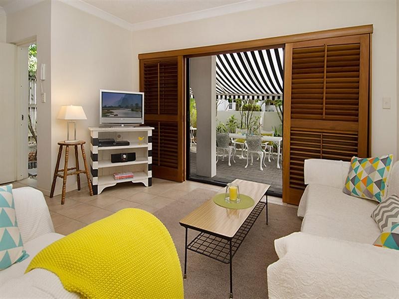 2/15 Stevenson Street, Ascot QLD 4007