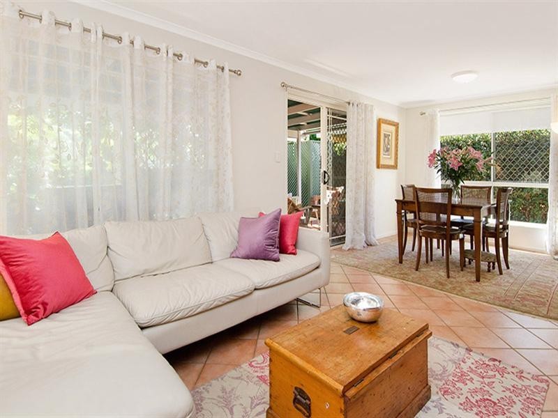 28 Windsor Street, Hamilton QLD 4007