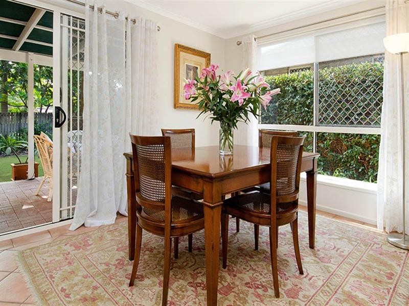 28 Windsor Street, Hamilton QLD 4007