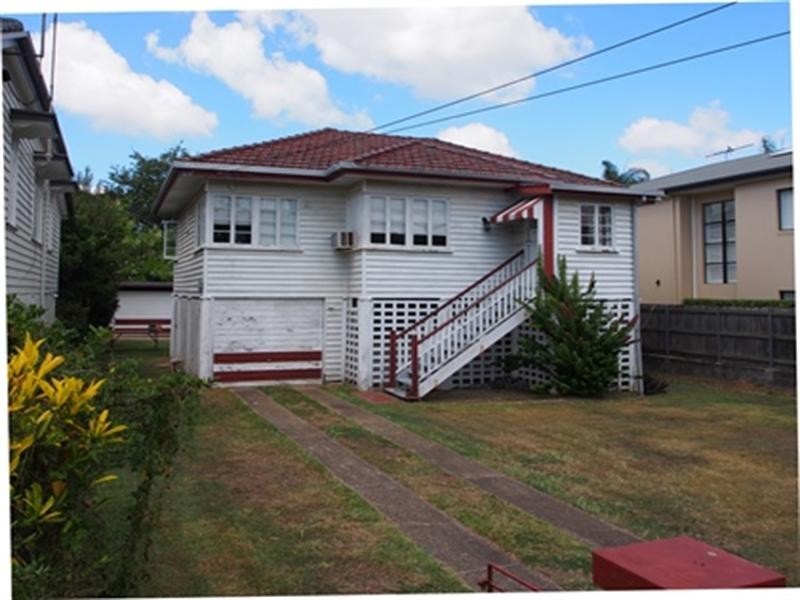 85 Charlton Street, Ascot QLD 4007