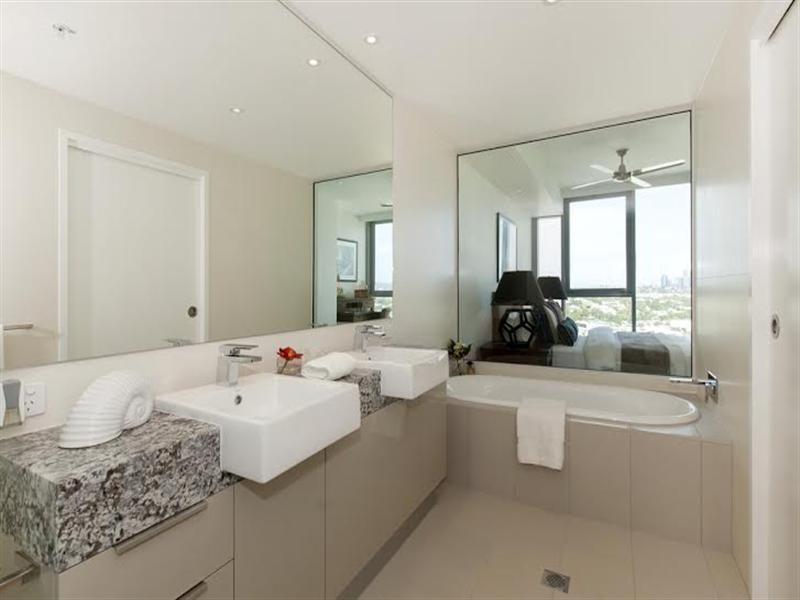 31902/2 Harbour Road, Hamilton QLD 4007