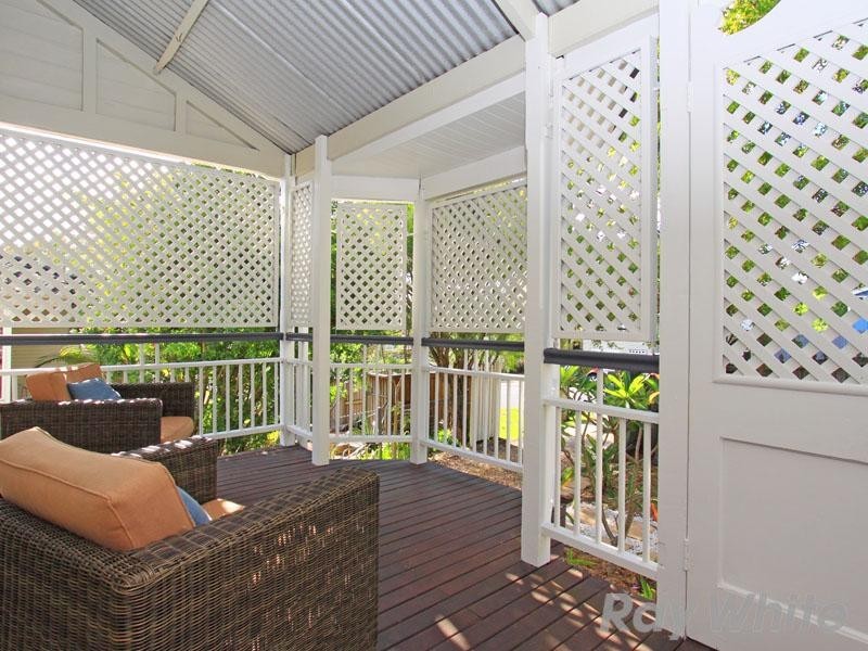 26 Hamilton Road, Wavell Heights QLD 4012