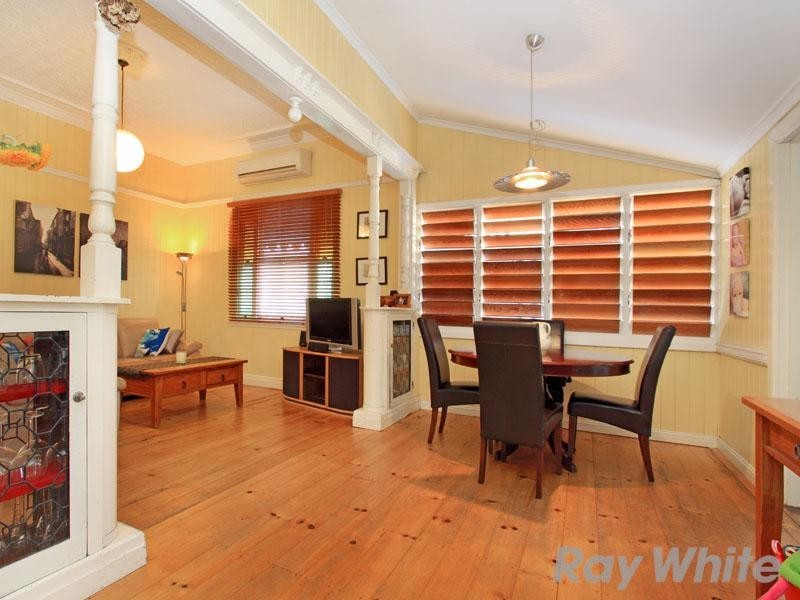 26 Hamilton Road, Wavell Heights QLD 4012