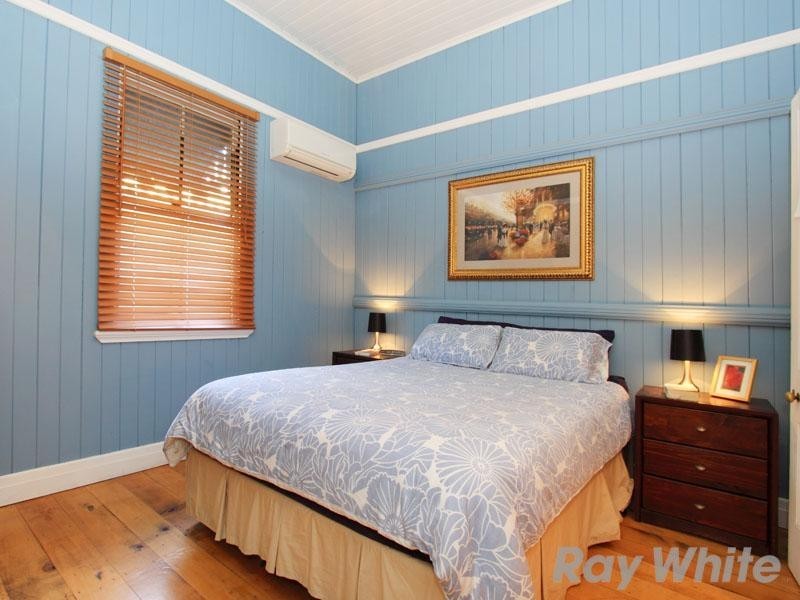 26 Hamilton Road, Wavell Heights QLD 4012