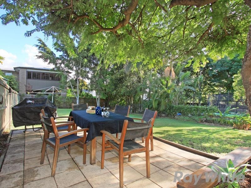 26 Hamilton Road, Wavell Heights QLD 4012