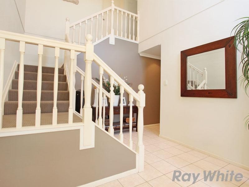 34 Silkyoak Way, Albany Creek QLD 4035