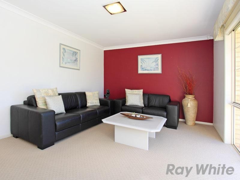 4 Country Club Close, Carseldine QLD 4034