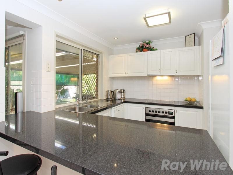 4 Country Club Close, Carseldine QLD 4034