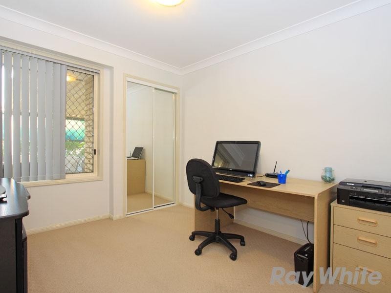 4 Country Club Close, Carseldine QLD 4034