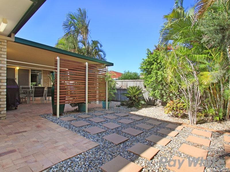 4 Country Club Close, Carseldine QLD 4034