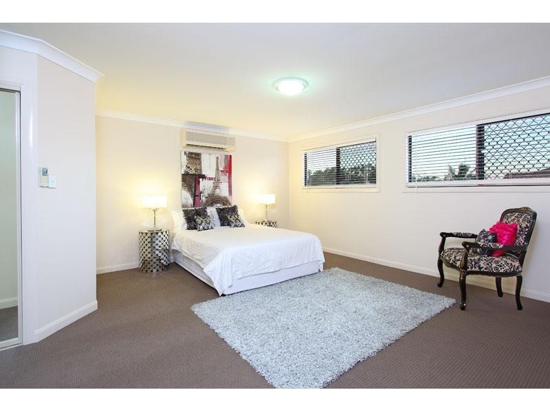 79 Voyager Circuit, Bridgeman Downs QLD 4035