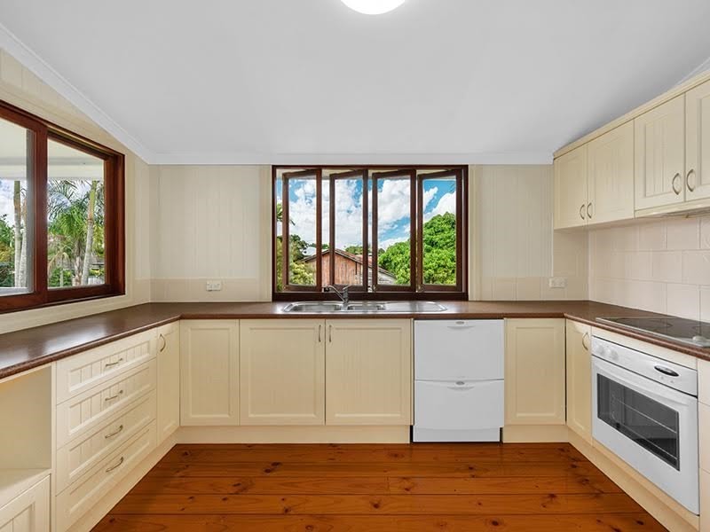 15 Webster Avenue, Hendra QLD 4011