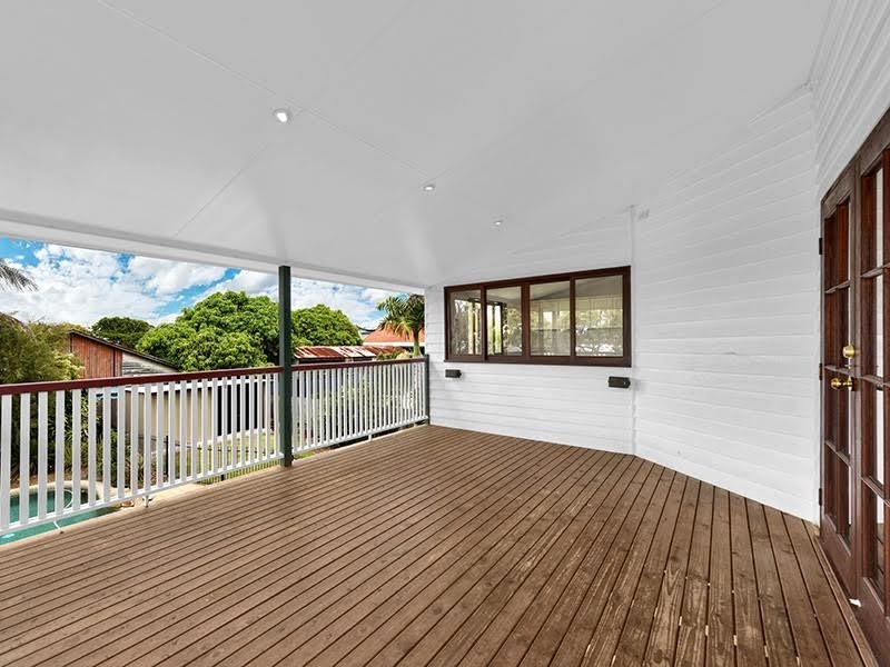 15 Webster Avenue, Hendra QLD 4011