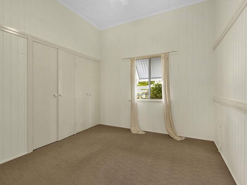 15 Webster Avenue, Hendra QLD 4011