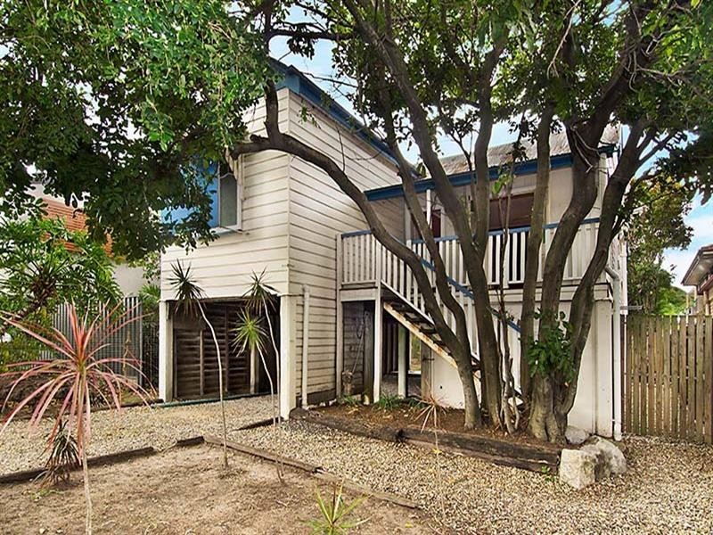 93 Nudgee Road, Hamilton QLD 4007