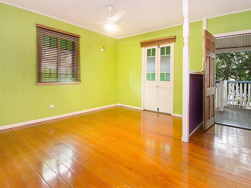 93 Nudgee Road, Hamilton QLD 4007