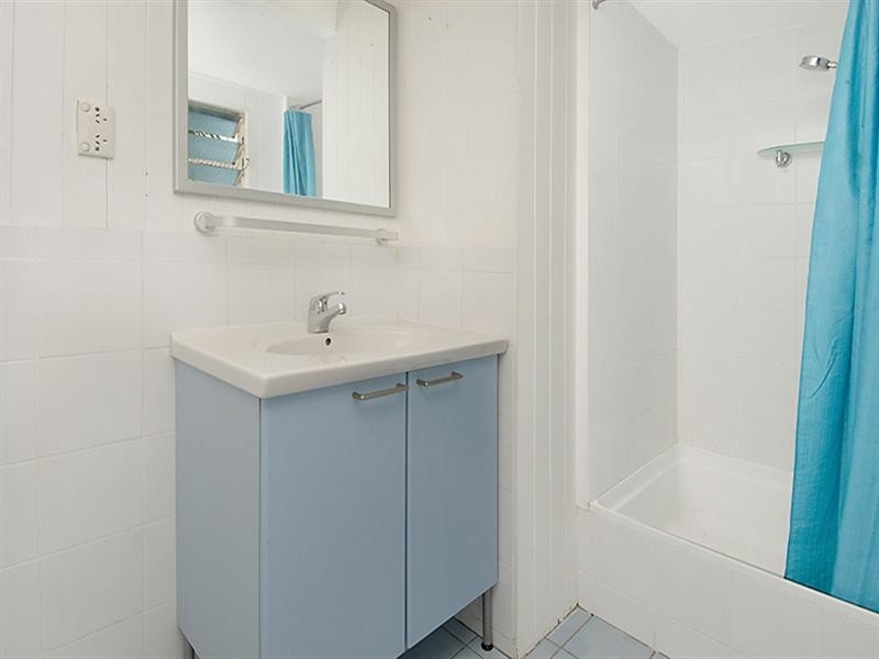 93 Nudgee Road, Hamilton QLD 4007