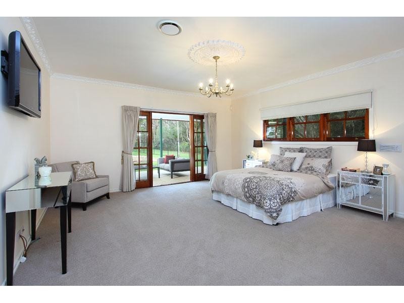 104 Idonia Street, Bridgeman Downs QLD 4035