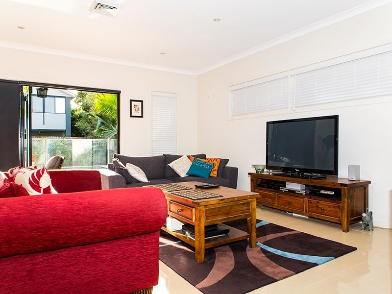 14 McIntyre Street, Hendra QLD 4011