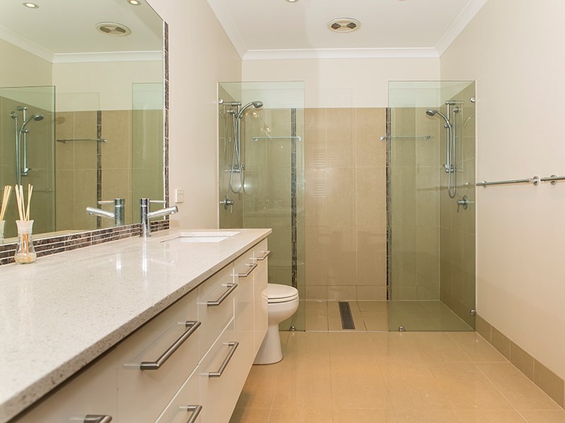 14 McIntyre Street, Hendra QLD 4011