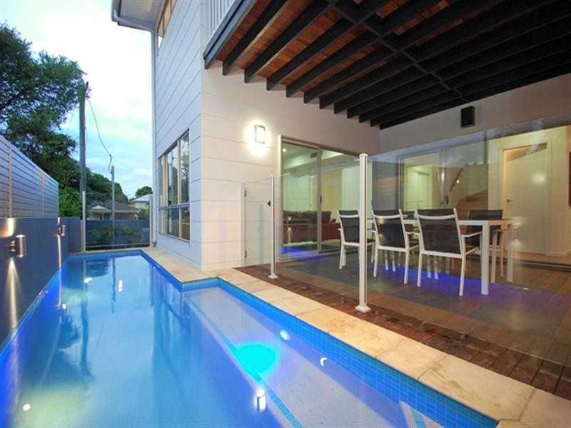 2A Rous Street, Hendra QLD 4011