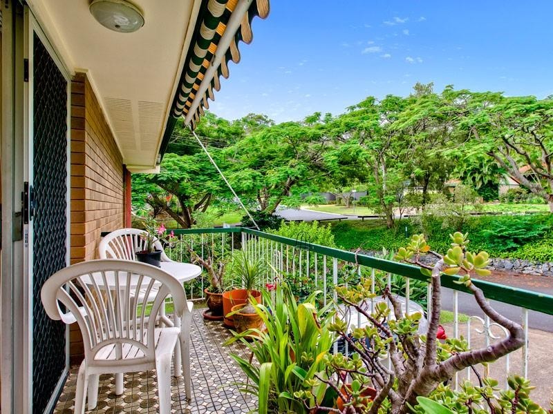 22 Lynell Street, Hamilton QLD 4007