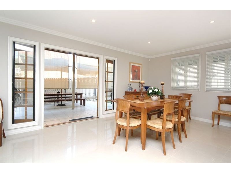 5 Flower Street, Northgate QLD 4013