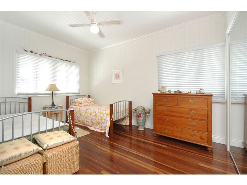 5 Flower Street, Northgate QLD 4013