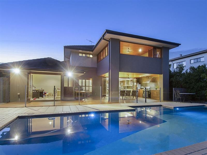 5 Nicklaus Parade, North Lakes QLD 4509