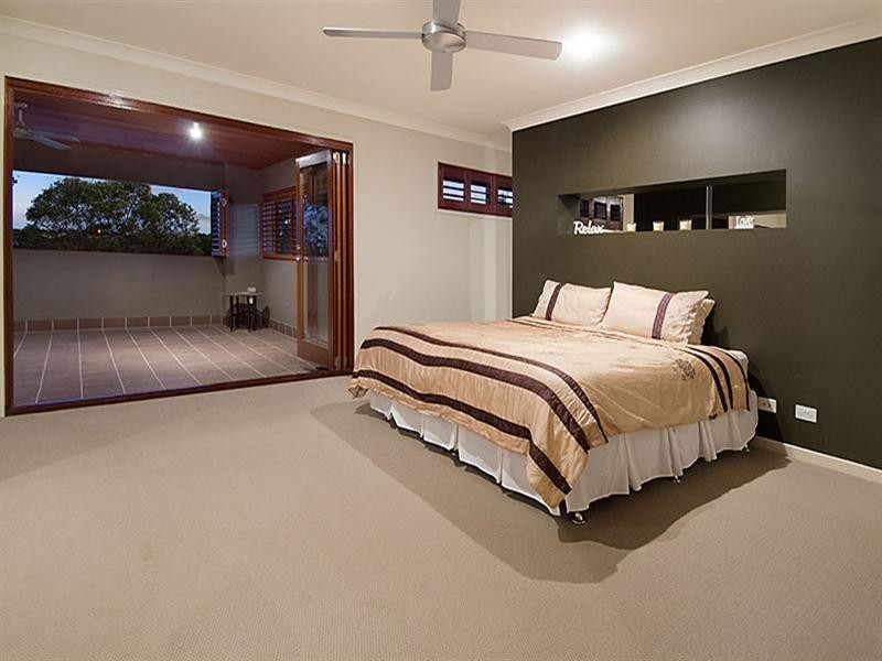 5 Nicklaus Parade, North Lakes QLD 4509