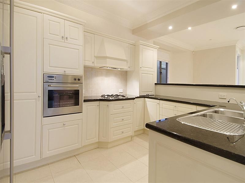 76 Woodville Street, Hendra QLD 4011