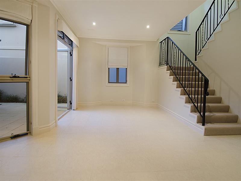 76 Woodville Street, Hendra QLD 4011