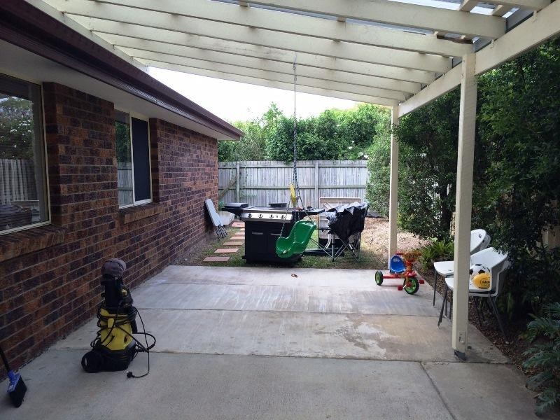 27 Manitoba Place, Wavell Heights QLD 4012