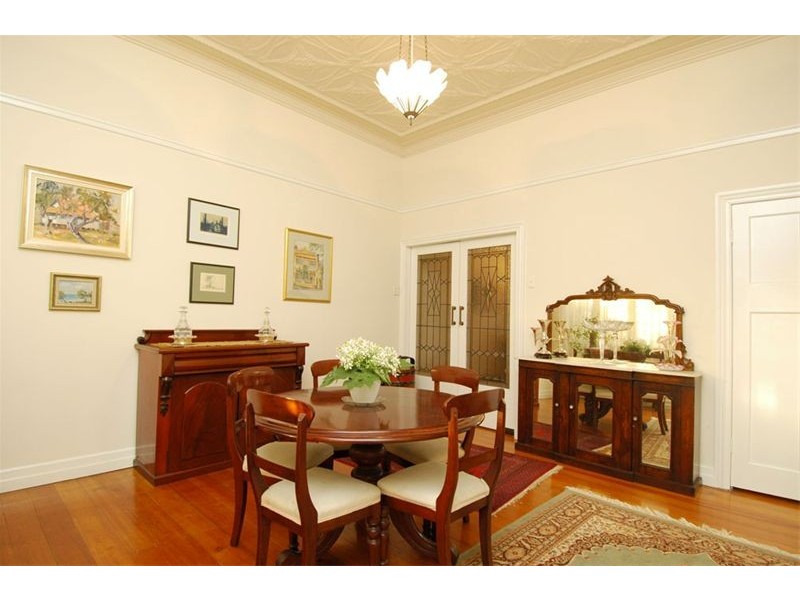 16 Toorak Road, Hamilton QLD 4007