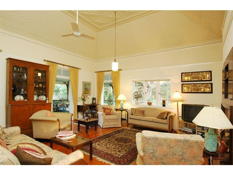 16 Toorak Road, Hamilton QLD 4007