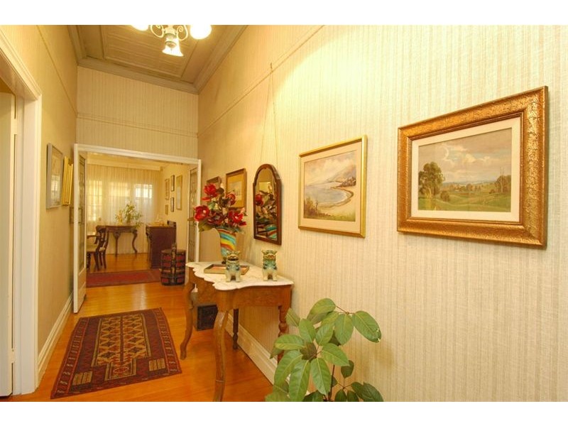 16 Toorak Road, Hamilton QLD 4007