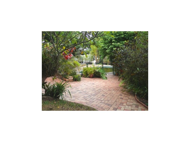 16 Toorak Road, Hamilton QLD 4007