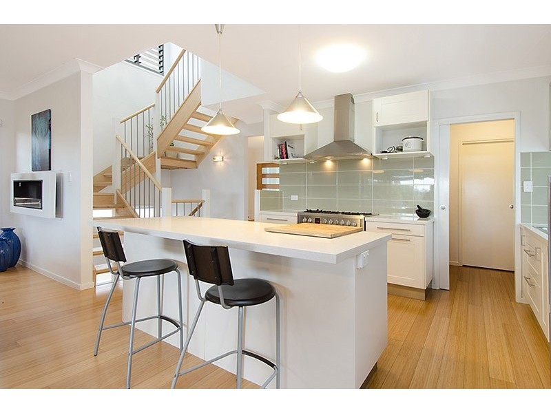 29 Maundrell Terrace (Service Road), Chermside West QLD 4032