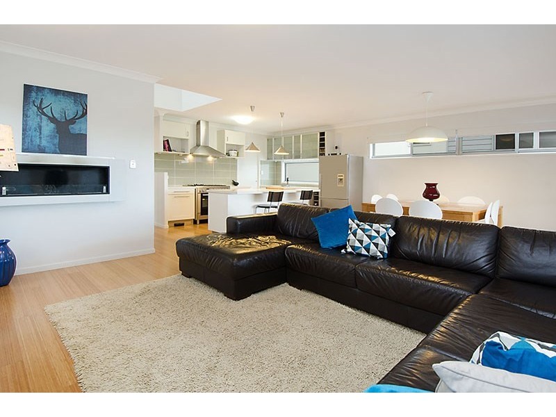 29 Maundrell Terrace (Service Road), Chermside West QLD 4032