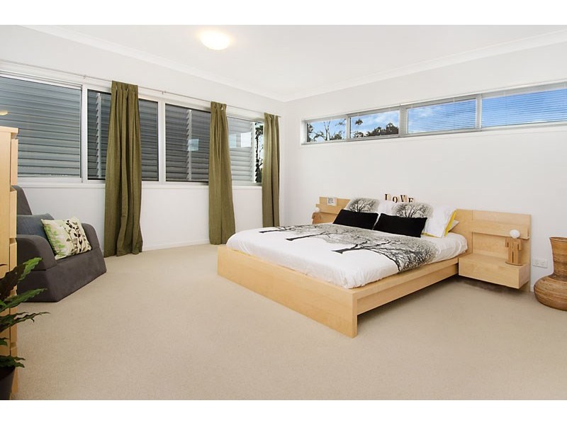 29 Maundrell Terrace (Service Road), Chermside West QLD 4032