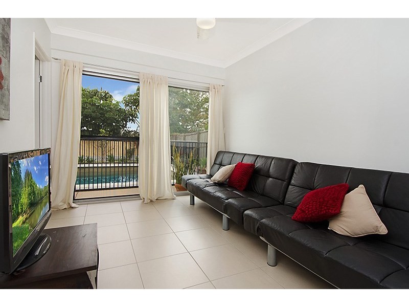 29 Maundrell Terrace (Service Road), Chermside West QLD 4032